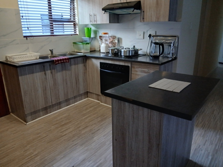 3 Bedroom Property for Sale in Cove Rock Eastern Cape